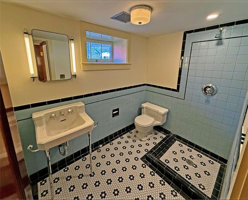 Bathroom, Interior, Recessed Lighting