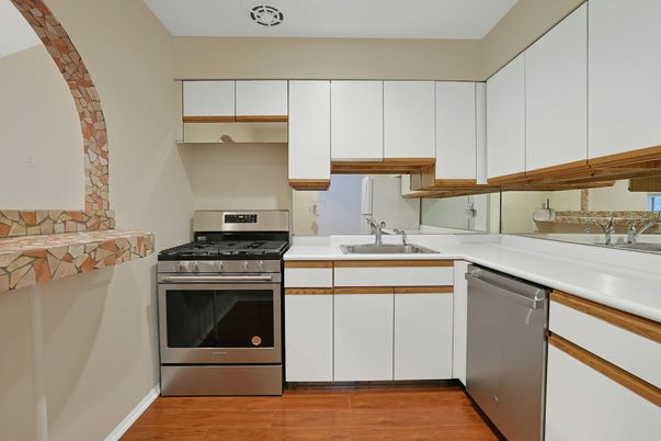 Interior, Kitchen, Stainless Steel Appliances, Wood Texture Flooring