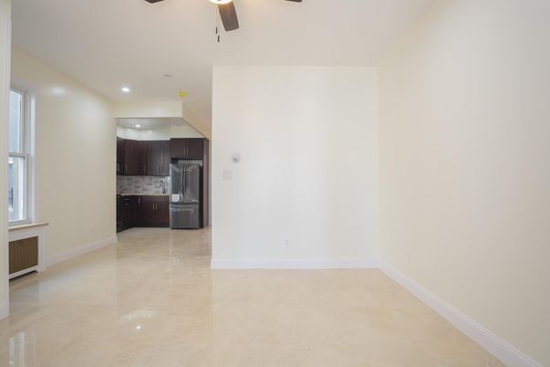 Empty room, Interior, Kitchen, Recessed Lighting