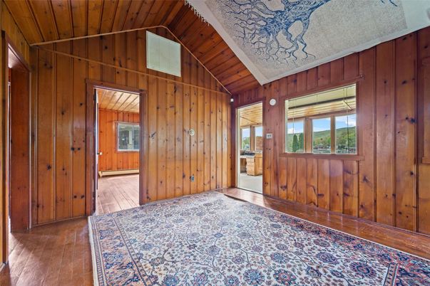 Empty room, Interior, Wooden Ceilings, Wood Texture Flooring, Wooden Walls
