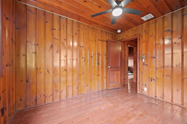 Empty room, Interior, Wooden Ceilings, Wood Texture Flooring, Wooden Walls