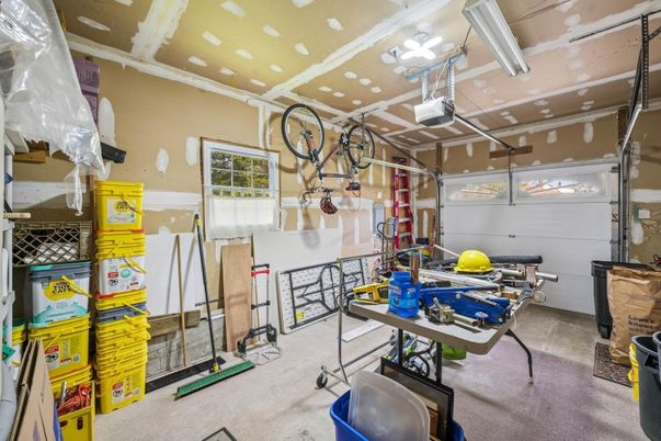 Fitness Equipment, Interior, Recessed Lighting