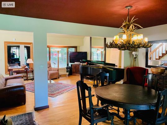 Chandelier, Dining room, Interior, Living room, Piano, Wood Texture Flooring