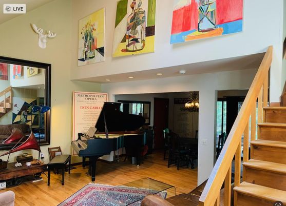 Interior, Piano, Recessed Lighting, Wood Texture Flooring