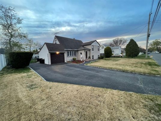 Attached, Backyard, Exterior, Facade, Cape Cod