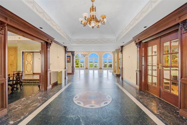 Chandelier, Interior, Recessed Lighting