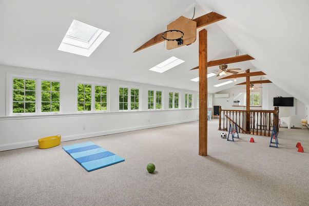 Interior, Wooden Beams