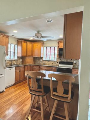 Interior, Kitchen, Recessed Lighting, Wood Texture Flooring