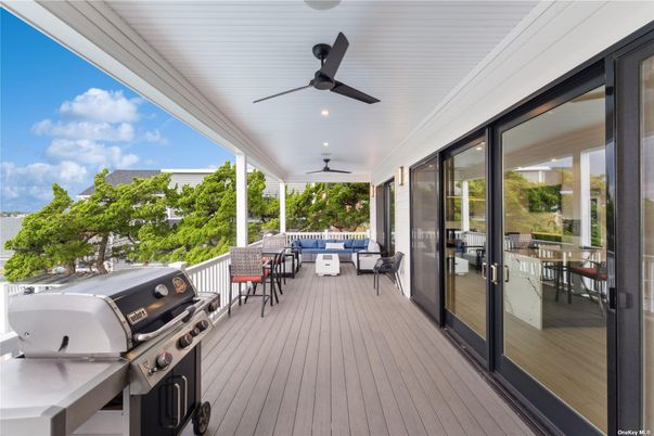 Exterior, Recessed Lighting