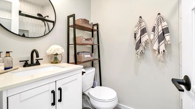 Bathroom, Interior