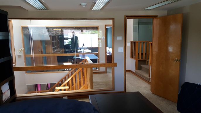 Home Office, Interior