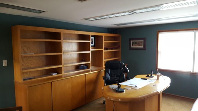 Home Office, Interior