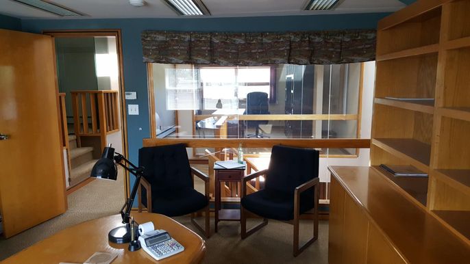 Home Office, Interior