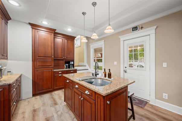 Interior, Kitchen, Pendant Lights, Recessed Lighting, Wood Texture Flooring