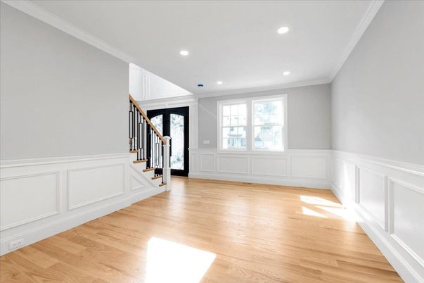 Empty room, Interior, Recessed Lighting, Wood Texture Flooring