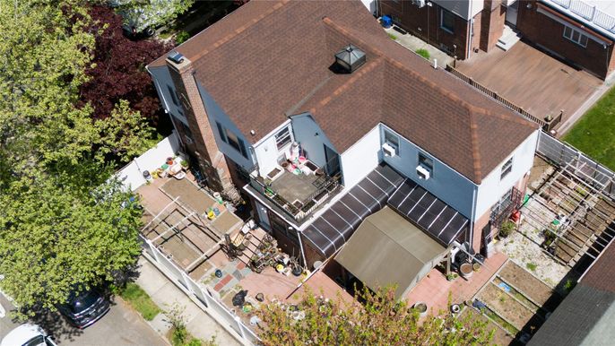 Exterior, Drone