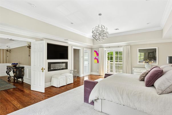 Bedroom, Interior, Pendant Lights, Recessed Lighting, Wood Texture Flooring