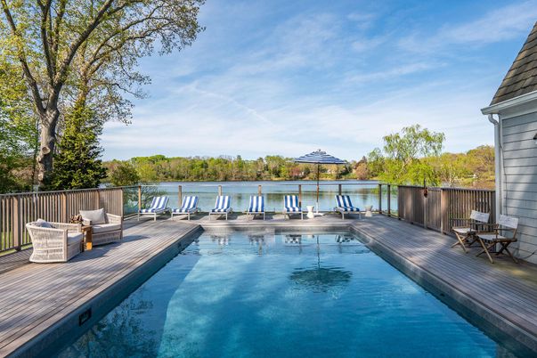 Exterior, Lake, Pool, Water