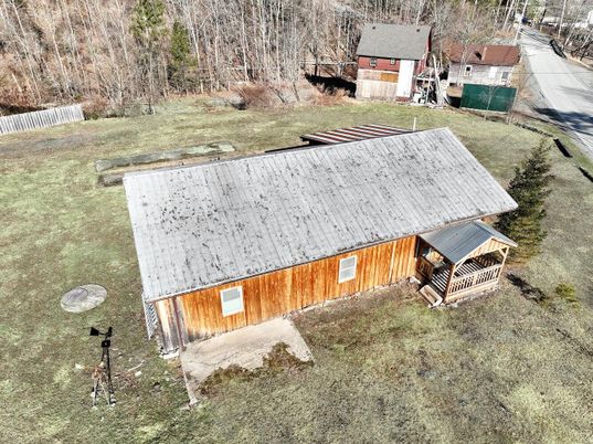 Exterior, Drone