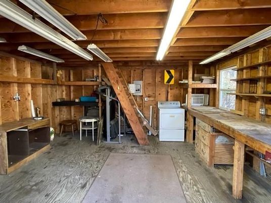 Interior, Washer, Wooden Beams, Wooden Ceilings, Wooden Walls