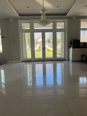 Chandelier, Empty room, Interior, Recessed Lighting
