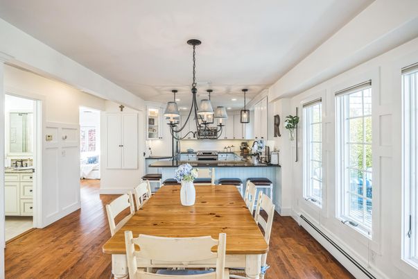 Dining room, Interior, Kitchen, Pendant Lights, Stainless Steel Appliances, Wood Texture Flooring
