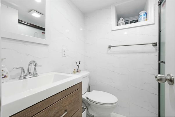 Bathroom, Interior, Marble Walls