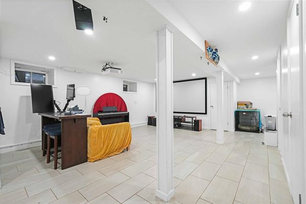Interior, Recessed Lighting