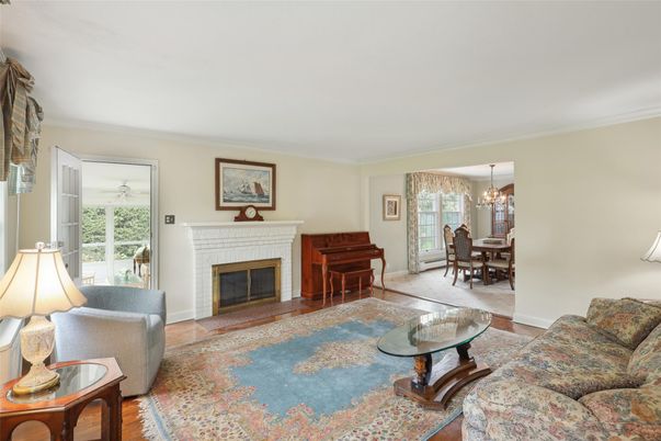 Chandelier, Dining room, Fireplace, Interior, Living room, Piano, Wood Texture Flooring