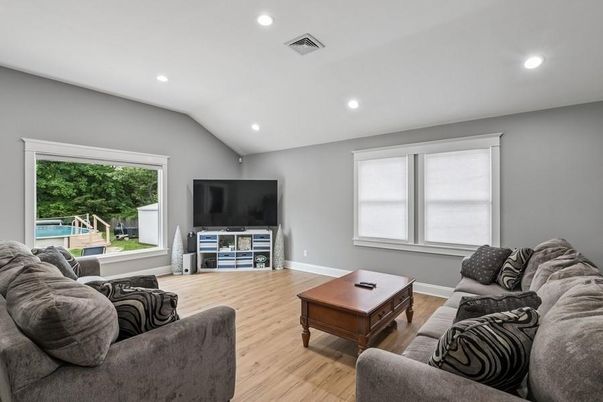 Interior, Living room, Recessed Lighting, Wood Texture Flooring