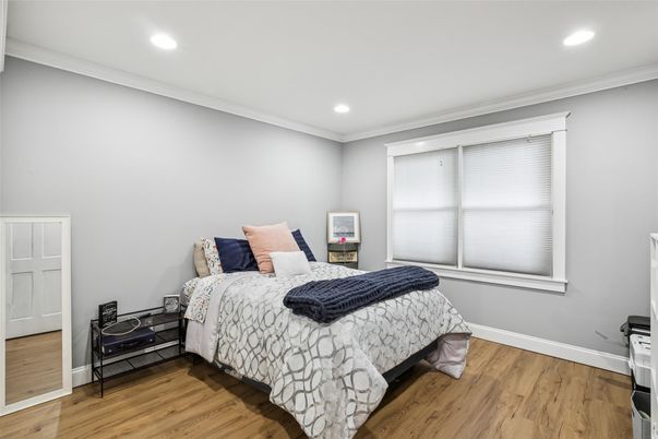 Bedroom, Interior, Recessed Lighting, Wood Texture Flooring
