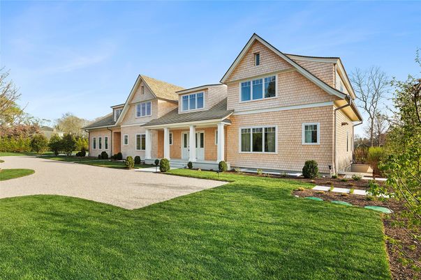 Attached, Exterior, Facade, Brick Facade, Farmhouse