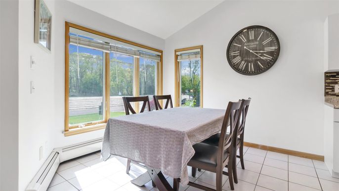Dining room, Interior