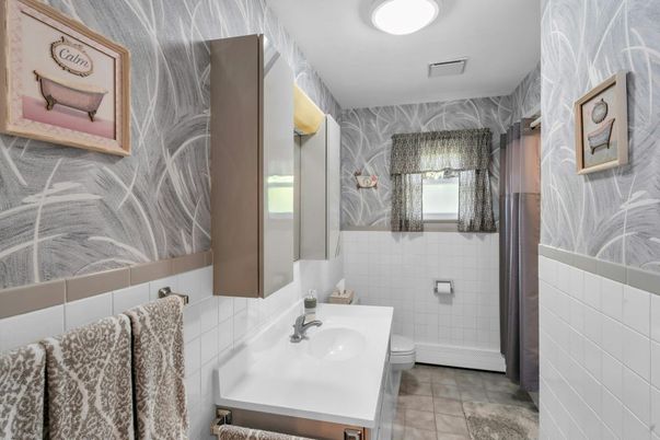 Bathroom, Interior