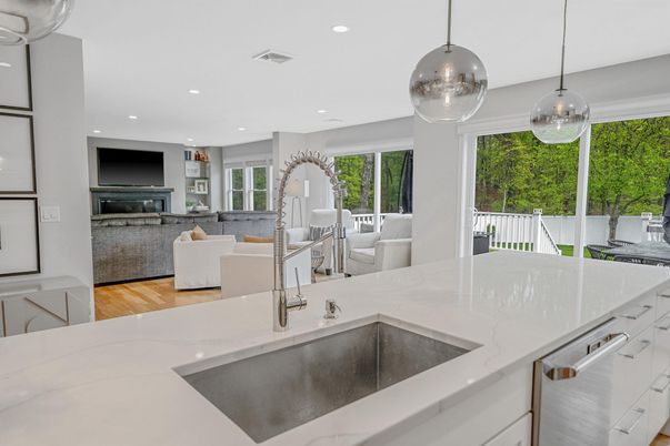 Interior, Kitchen, Living room, Pendant Lights, Recessed Lighting, Wood Texture Flooring