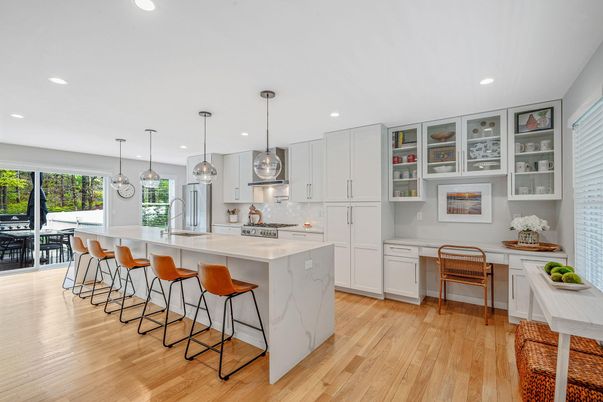 Interior, Kitchen, Pendant Lights, Recessed Lighting, Wood Texture Flooring