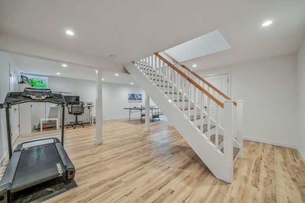 Fitness Equipment, Home Office, Interior, Recessed Lighting, Wood Texture Flooring