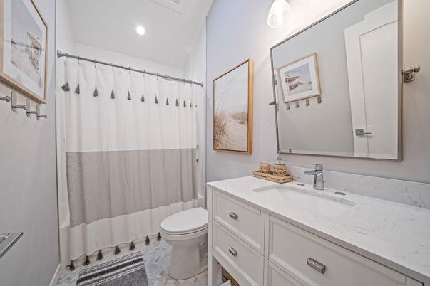 Bathroom, Interior, Recessed Lighting