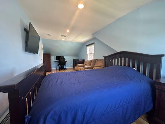 Bedroom, Home Office, Interior, Recessed Lighting, Wood Texture Flooring