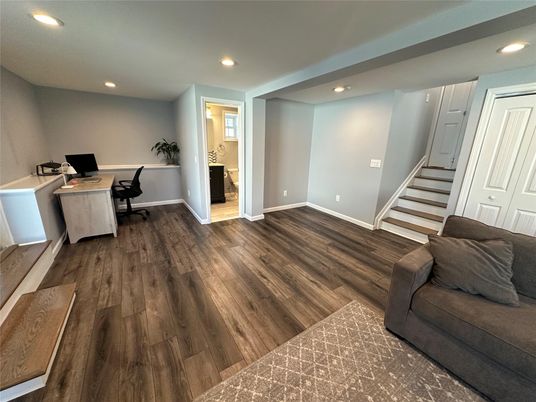 Home Office, Interior, Recessed Lighting, Wood Texture Flooring