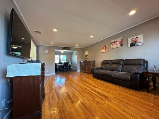Dining room, Interior, Living room, Recessed Lighting, Wood Texture Flooring