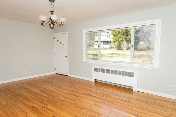 Chandelier, Empty room, Interior, Wood Texture Flooring