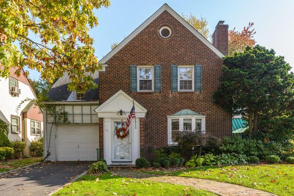 Attached, Exterior, Facade, Brick Facade, Brick Traditional