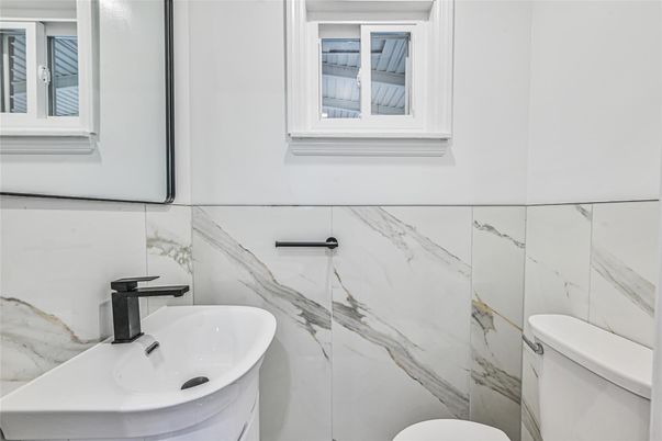 Bathroom, Interior, Marble Walls