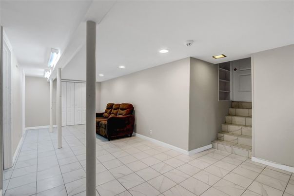 Interior, Marble, Recessed Lighting