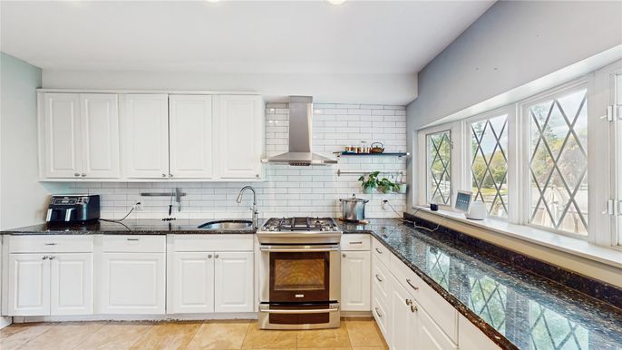 Interior, Kitchen, Stainless Steel Appliances