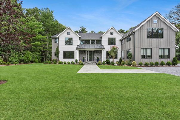 Backyard, Exterior, Facade, Farmhouse