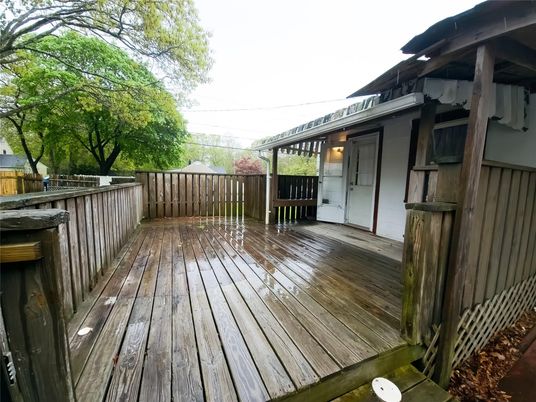 Exterior, Wood Texture Flooring