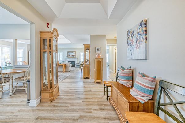 Dining room, Fireplace, Interior, Recessed Lighting, Wood Texture Flooring