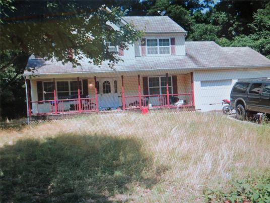 Attached, Exterior, Facade, Brick Facade, Cape Cod
